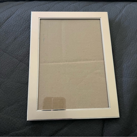 Gold 5x7 Decorative Picture Frame - Picture 3 of 10